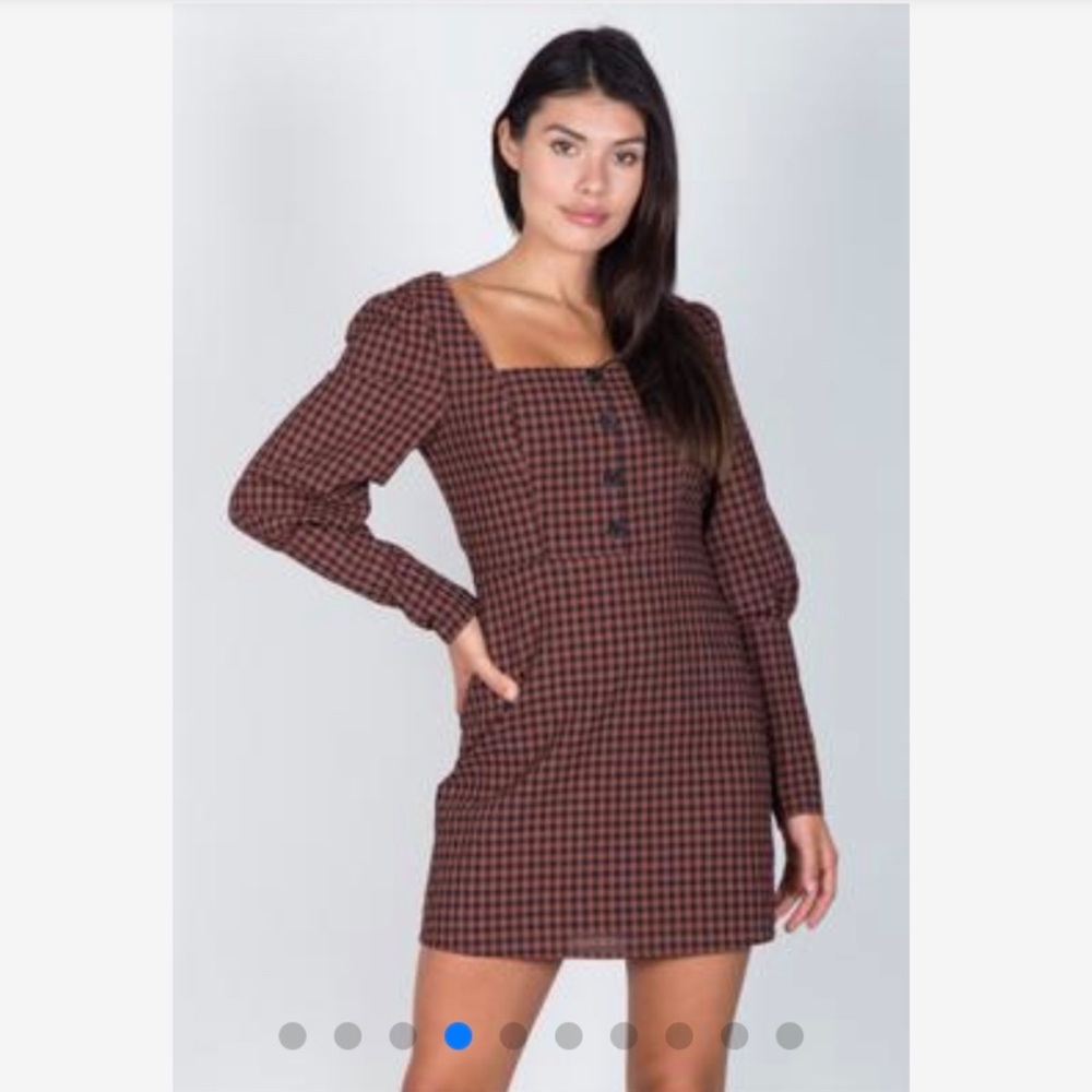 Essue Plaid Milkmaid Dress